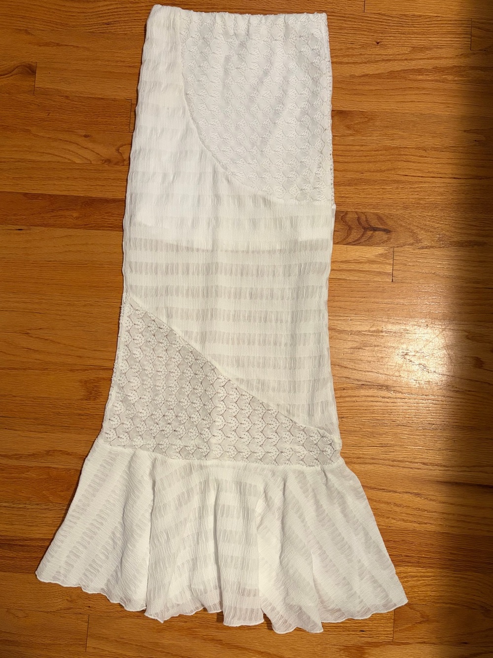 White Textured Ruffle Hem maxi Skirt